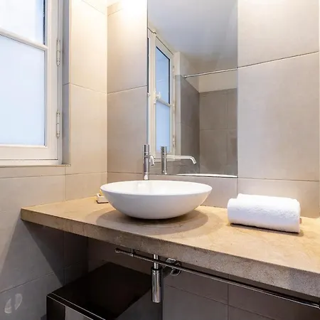 Private - Mabillon - Saint Germain Des Pres Paris